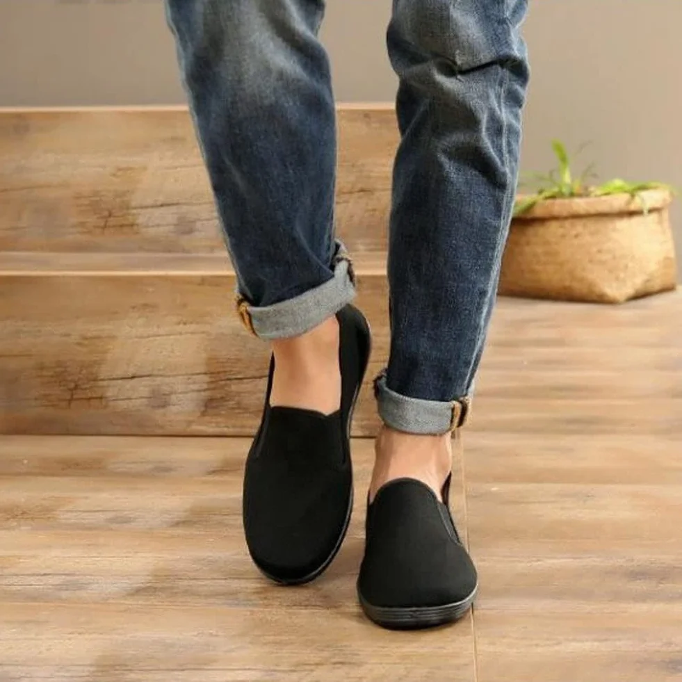 Chińskie kapcie Kung Fu płótno sztuki walki buty Tai Chi gumowa podeszwa unisex wszystkie czarne, Czarny, 40.5 EU