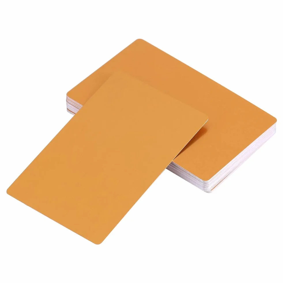 Fyearfly 50 sztuk metalowych wizytówek, puste wizytówki do sublimacji, grawerowane metalowe wizytówki, wizytówki z metalu do sublimacji, 8 x 5,5 cm (złoty)