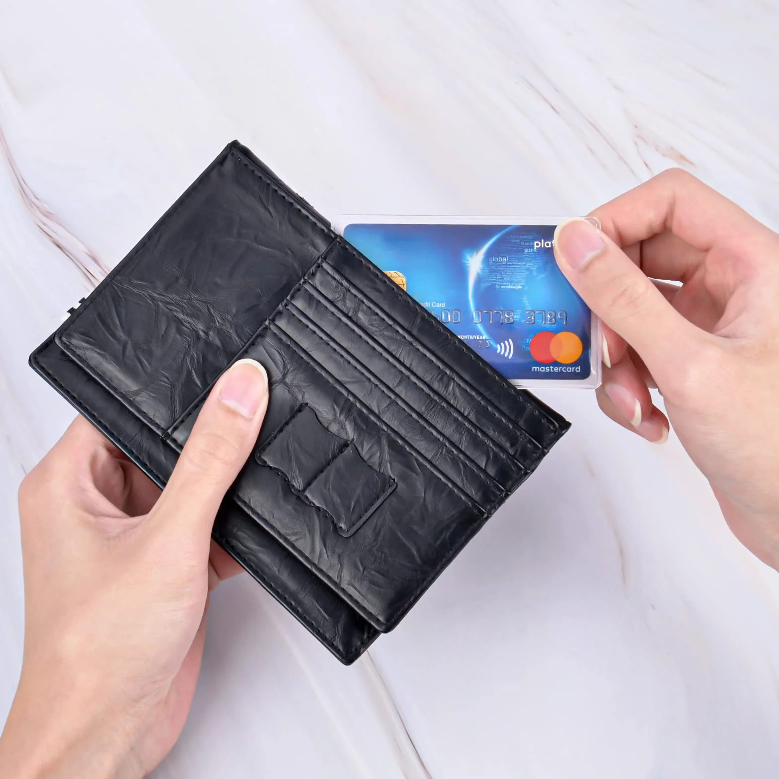Vicloon Etui ochronne na karty, półmatowe etui na identyfikatory, miękkie etui na dowód osobisty, standardowe etui na karty ubezpieczenia społecznego, prawo jazdy, 30 szt.