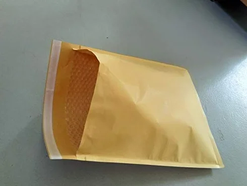 100 SZTUK BRĄZOWE TORBKI POCZTOWE WYŚCIERANE POCZTY Koperta bąbelkowa H8-8/H 29 x 37 cm Darmowa wysyłka