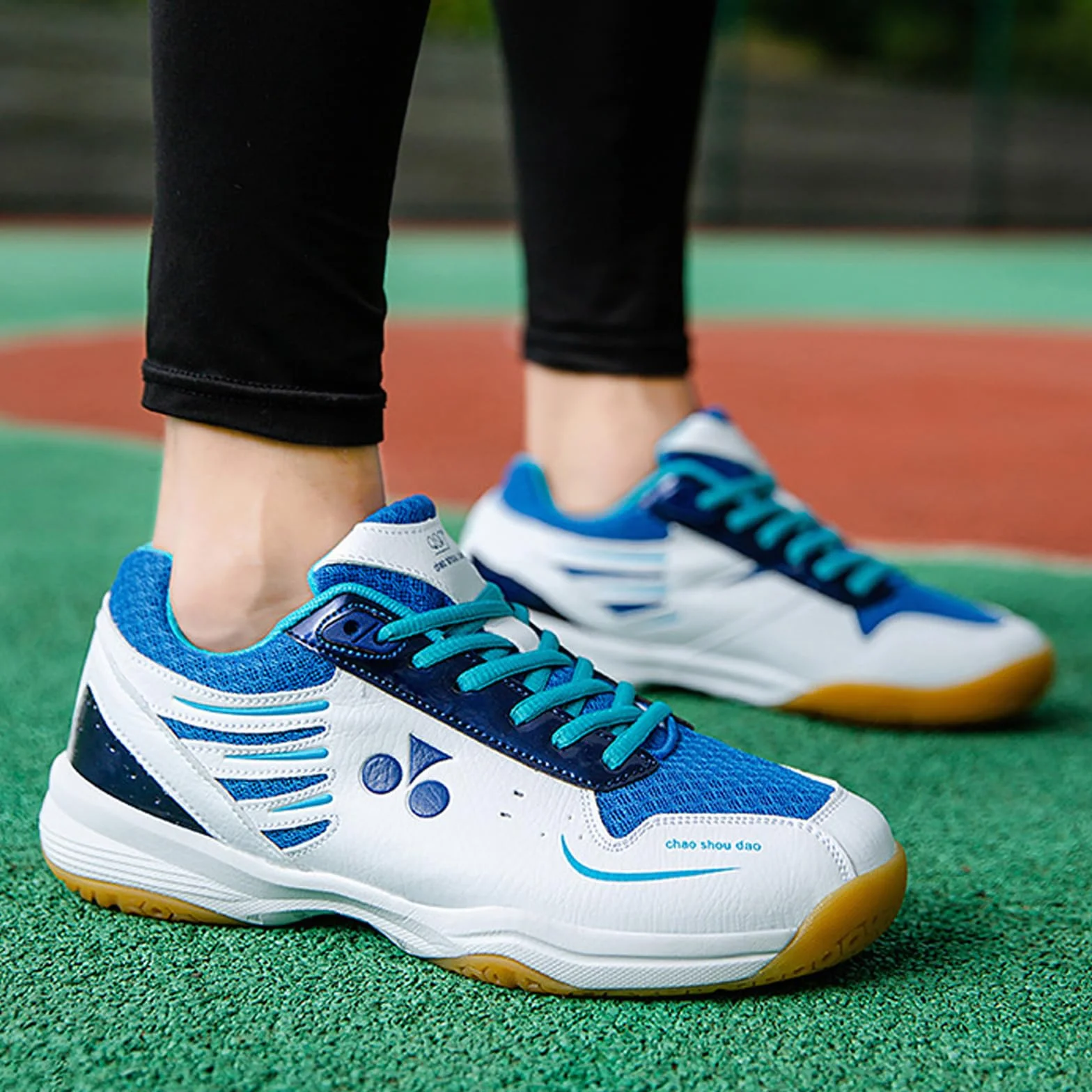 Buty do tenisa stołowego, lekkie buty do badmintona i do squasha, antypoślizgowe, odporne na zużycie, do sportów wewnątrz i na zewnątrz, dla mężczyzn i kobiet, w każdym wieku, unisex