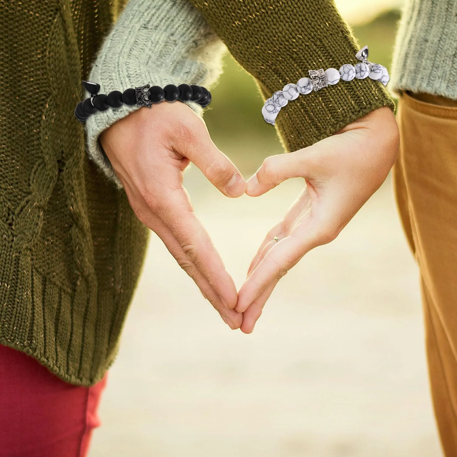 2szt Magnetyczne Bransoletki dla Par, Love Heart Pasujące Bransoletki King & Queen Crown Biżuteria dla Niego i dla Niej Prezenty na Odległość dla Chłopaka Dziewczyny Rocznica Walentynki