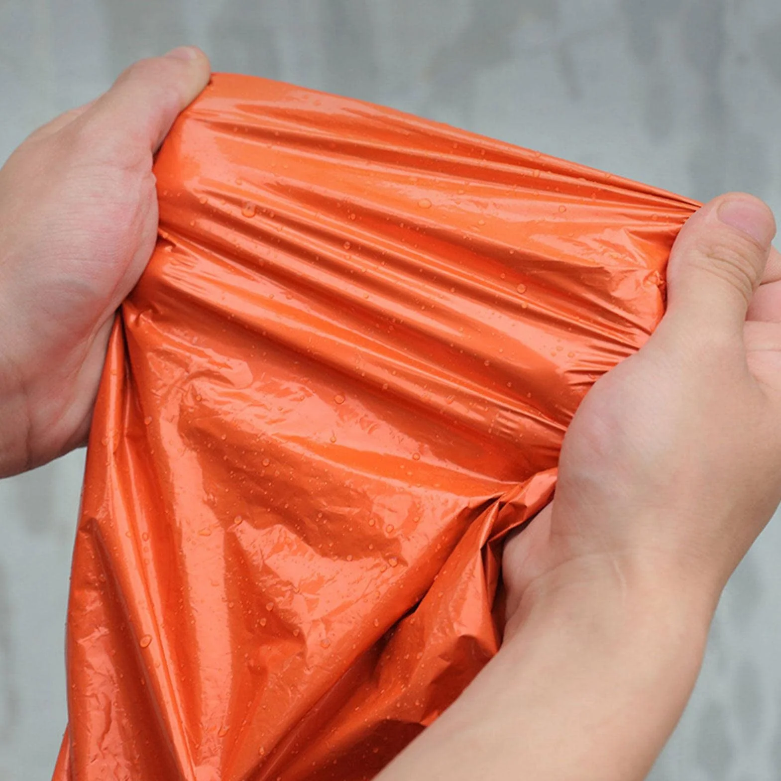 Poncho przeciwdeszczowe dla doros?ych - Peleryna przeciwdeszczowa poncho | Wiatroodporny, odporny rozdarcia p?aszcz przeciwdeszczowy z kieszeni? plecak turystyczny Pomurom