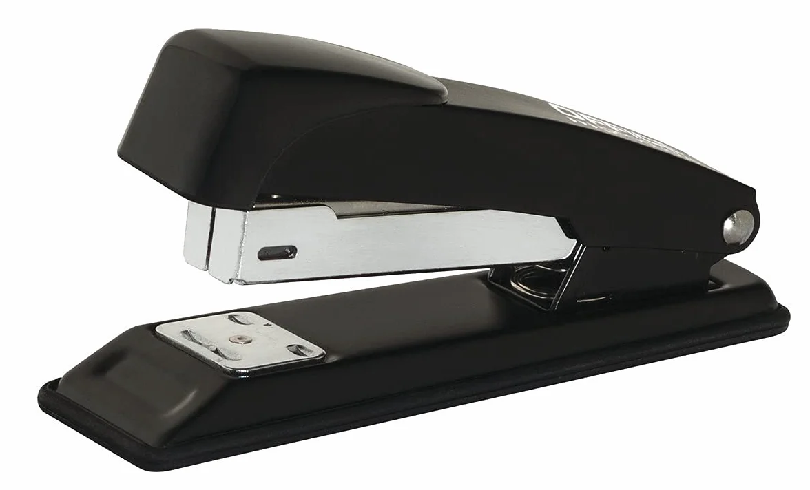 Zszywacz OFFICE PRODUCTS Zszywa do 30 Kartek Gł 50 Metal Czarny/Drobne Akcesoria Biurowe/Typ-Standard/Materiał-Metal/Ilość Kartek-30 / Kolor-Czarny/Gł. Wsunięcia (mm)-50