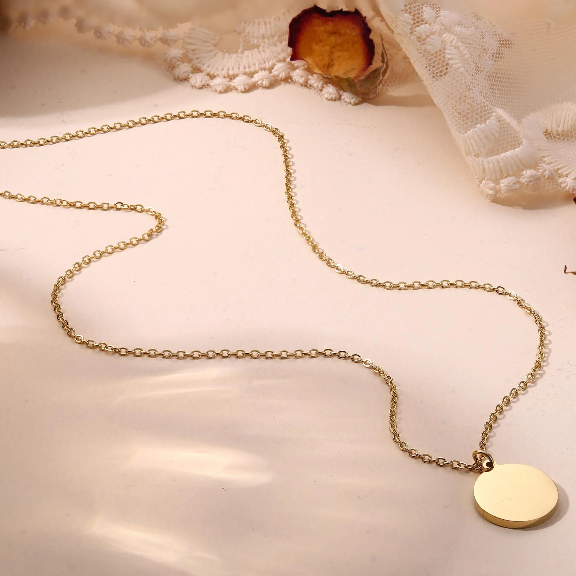 Adramata 3 szt. Naszyjnik damski ze stali nierdzewnej, pozłacany łańcuszek 14 K, regulowany naszyjnik choker do układania w stos, naszyjniki krzyżowe, sztuka, serce, naszyjniki damskie, złoty, srebrny