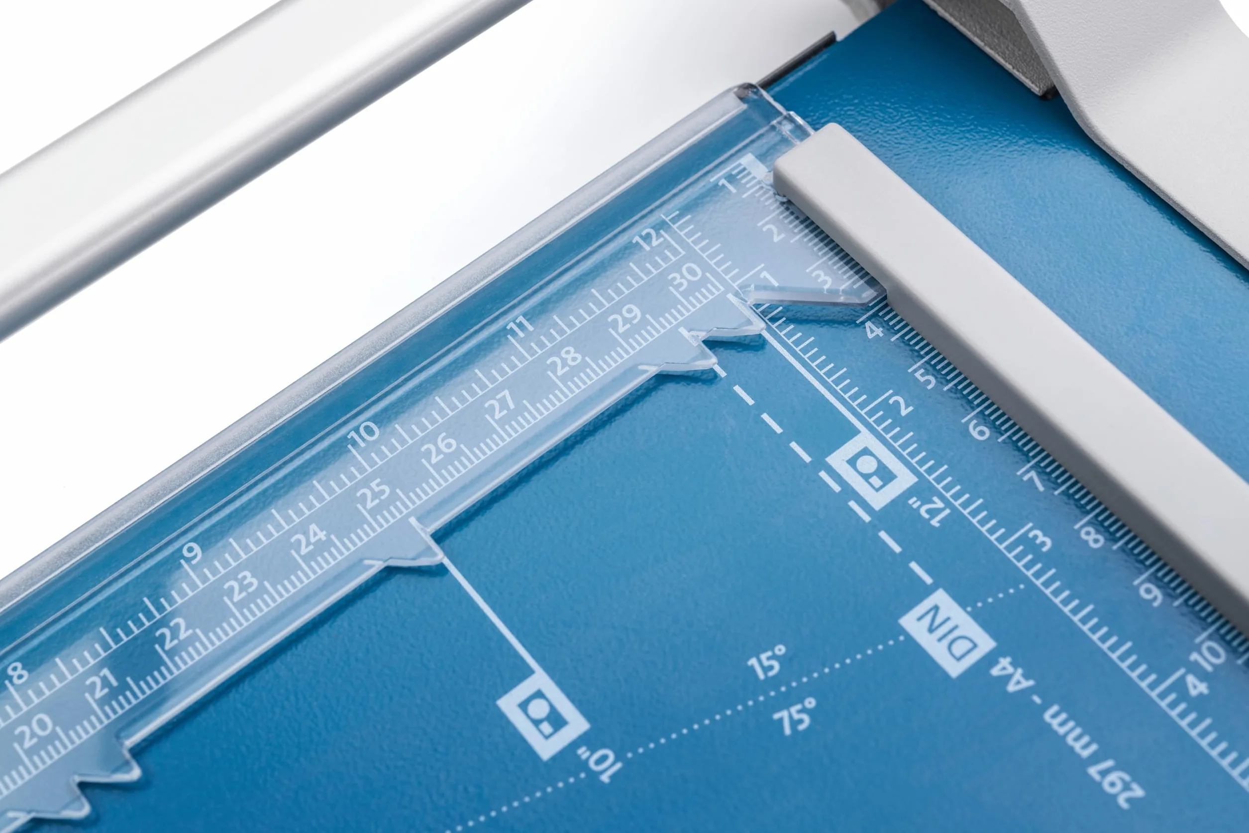 Dahle 00507-24040 Przycinarka do Papieru 507, Wielokolorowy, A4