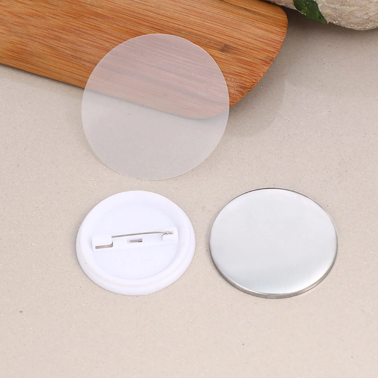 100 szt. Odznaka Film materiał PVC Przezroczyste Koło Odznaka Folia Ochronna dla DIY Button Maker (44MM)