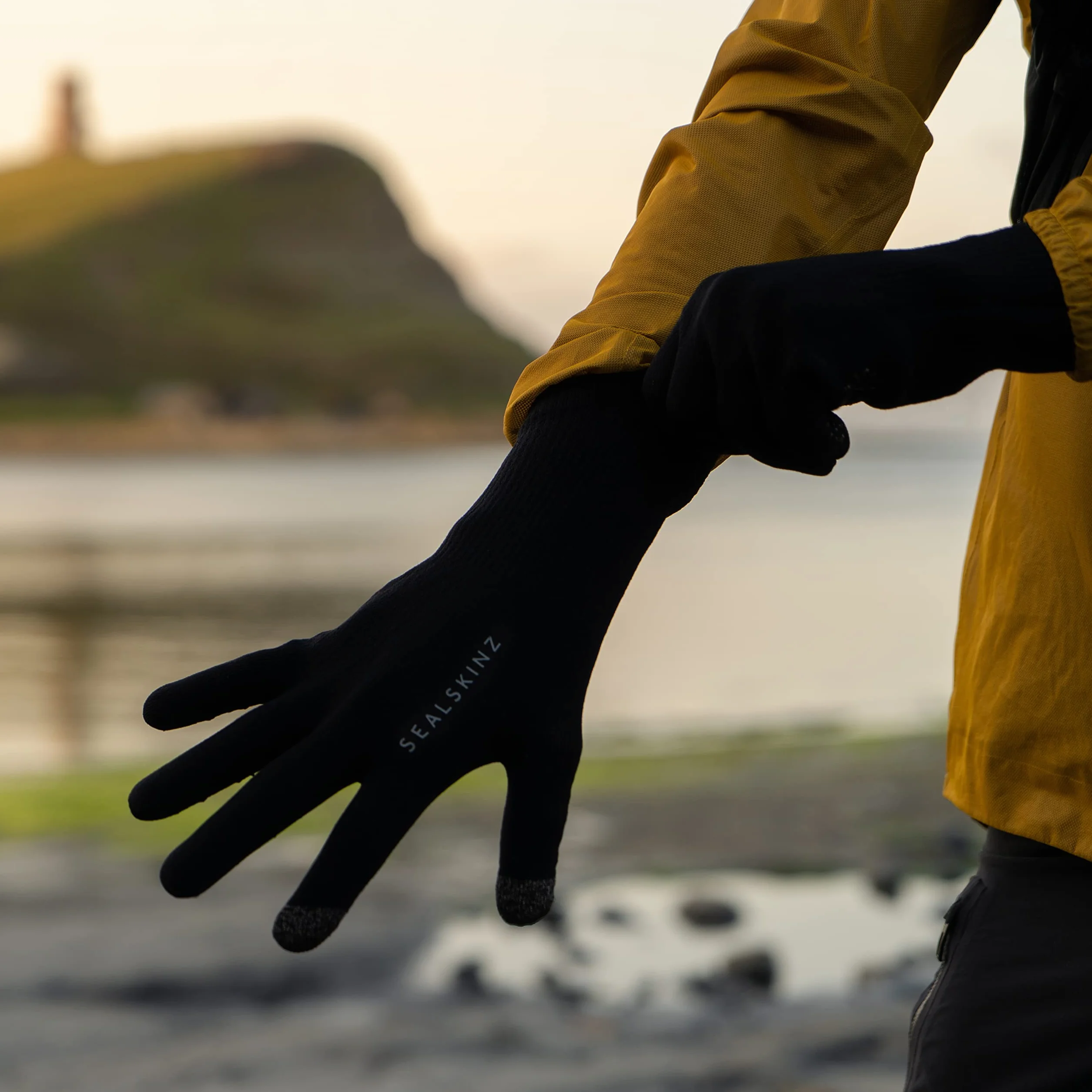 SEALSKINZ Unisex Wodoodporne rękawice dzianinowe Ultra Grip na każdą pogodę