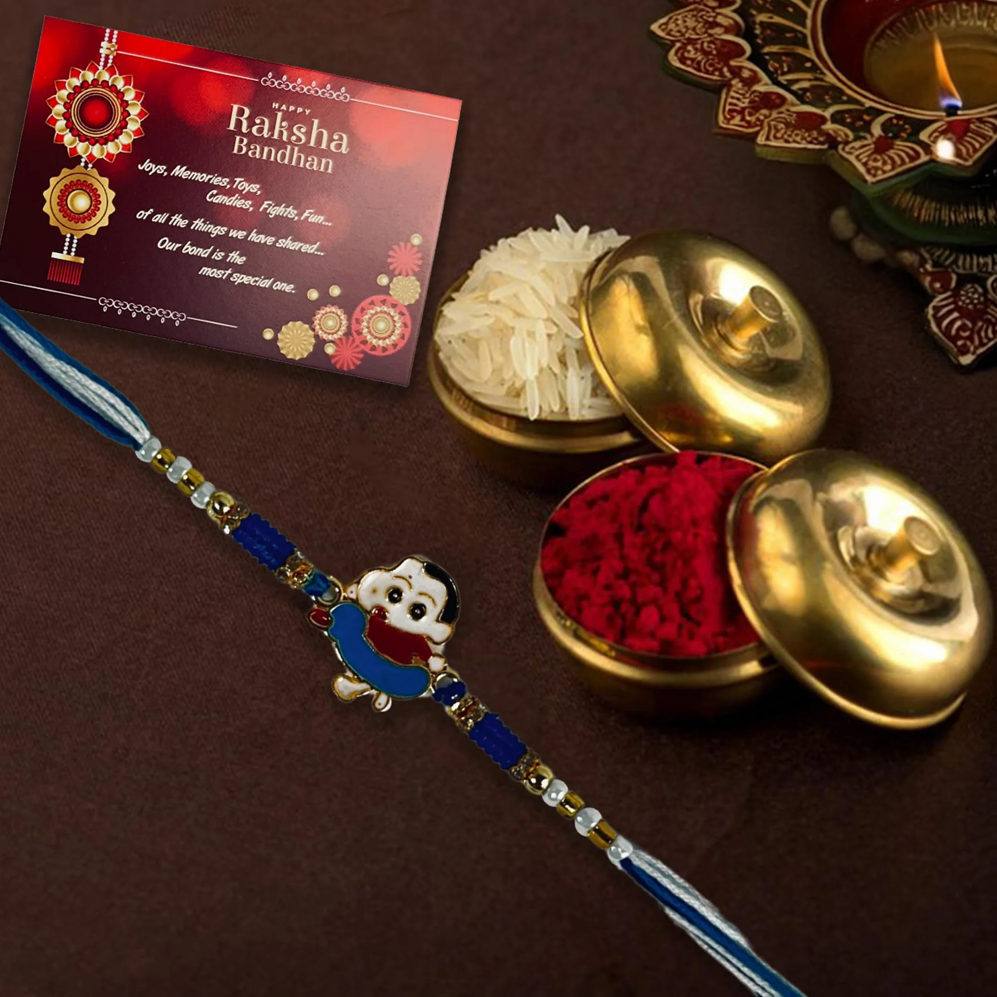 Dzieci Rakhi i postać z kreskówki, designerskie metalowe rakhi z Roli Chawal + kartka z życzeniami zestaw 3 sztuk, M, bez kamieni szlachetnych, Medium, Bez kamienia szlachetnego
