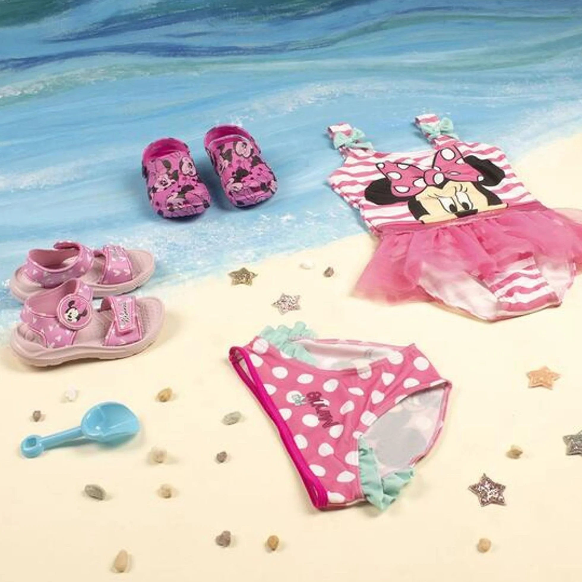 CERDÁ LIFE'S LITTLE MOMENTS Dziewczęcy kostium kąpielowy z falbankami, 85, 15% elastanu, z podszewką w 100% z poliestru i figurkami Minnie, oficjalny produkt licencjonowany Disney, różowy, 4 lata