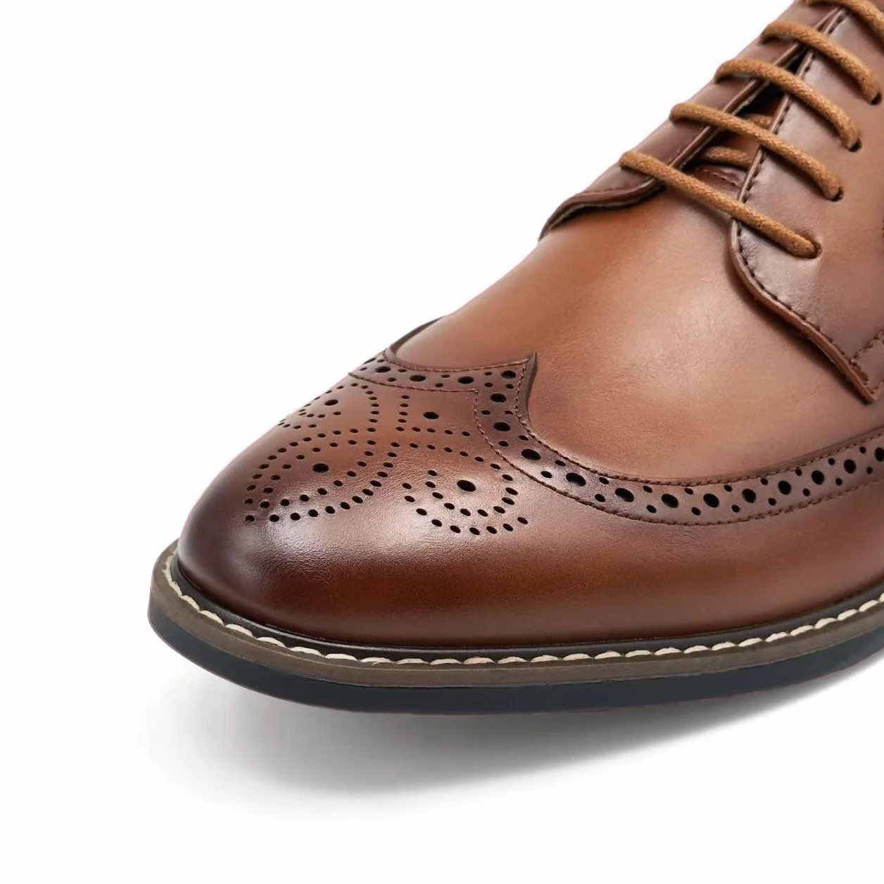 Finishing & Sewing Męskie buty ze szpicem skrzydłowym, klasyczny styl Brogue, sznurowane buty Oxford