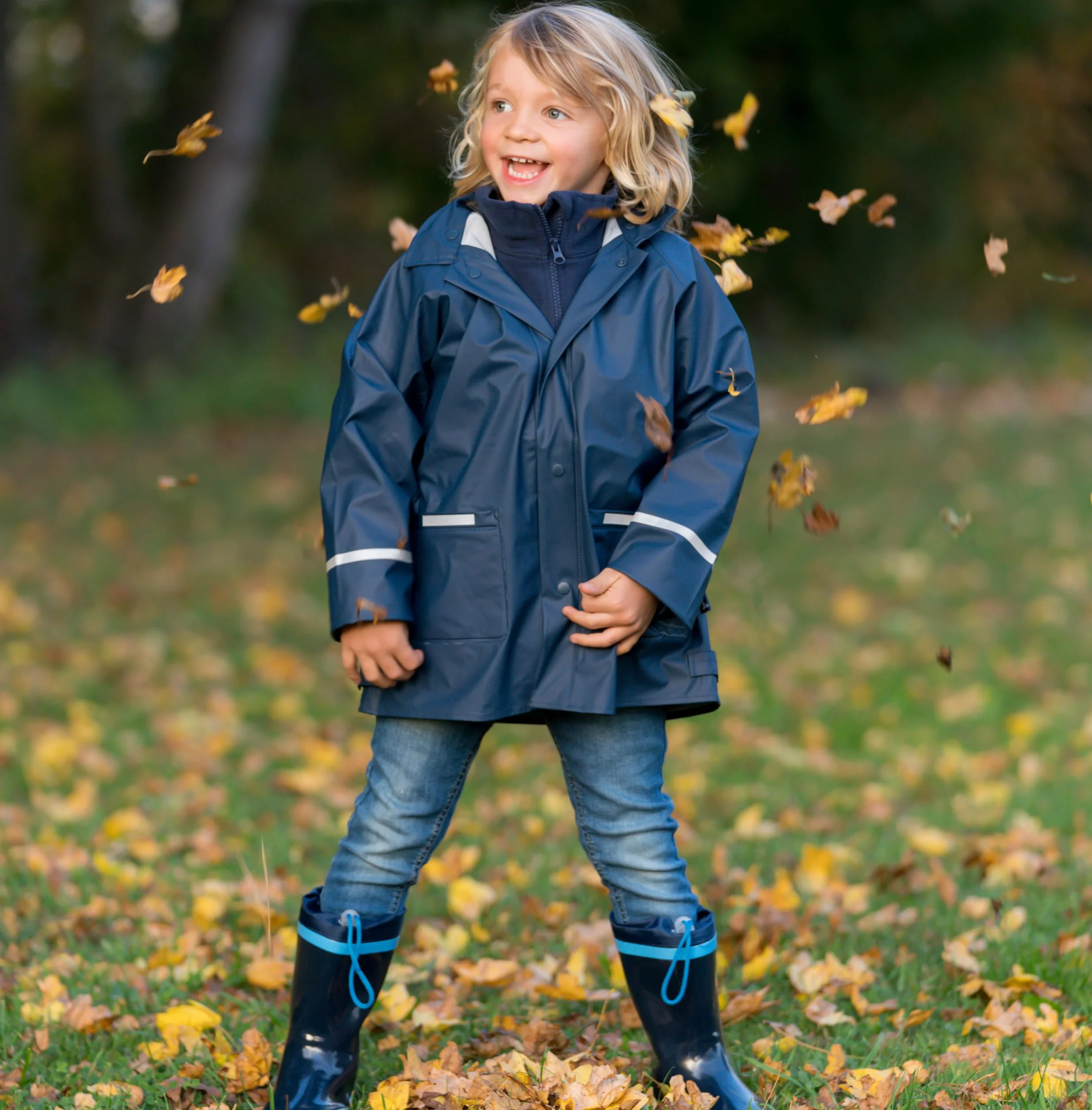 Playshoes Uniseks - Dzieci Basic Kurtka Przeciwdeszczowa, Granatowy, 116 cm