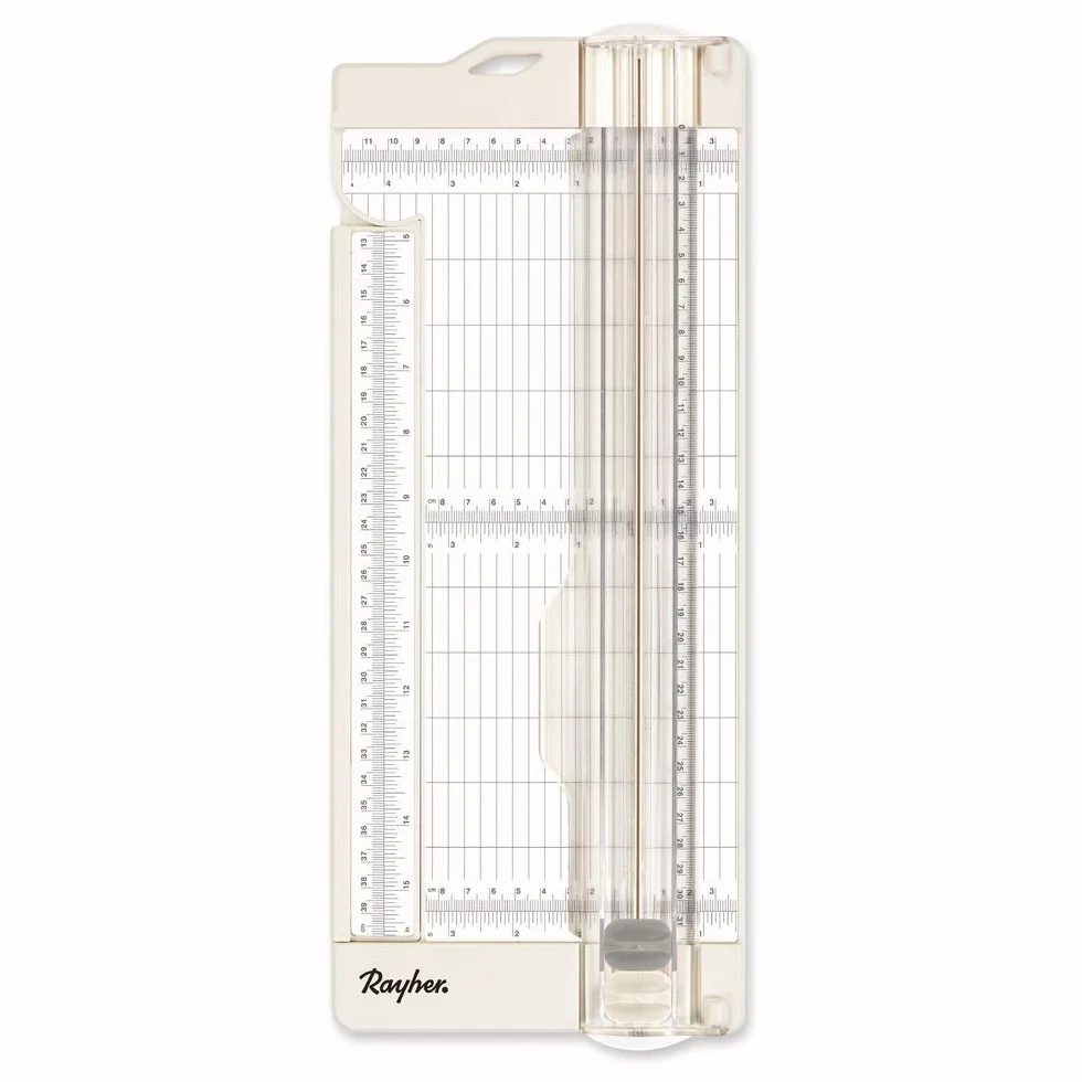 Rayher 50046000 Maszyna do cięcia papieru, długość cięcia do 30,5 cm, krajalnica do papieru z uchwytem do zawieszania, tnie lub składa do 5 arkuszy papieru (80 g/m2)