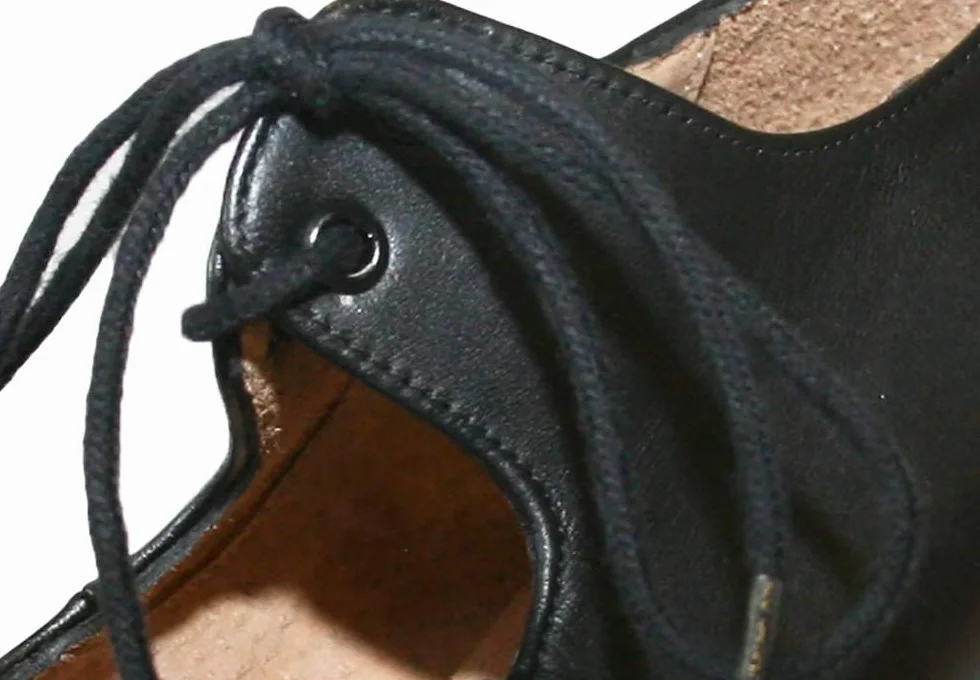 Flamenco buty dla początkujących, model Sevilla damskie skórzane z gwoździami