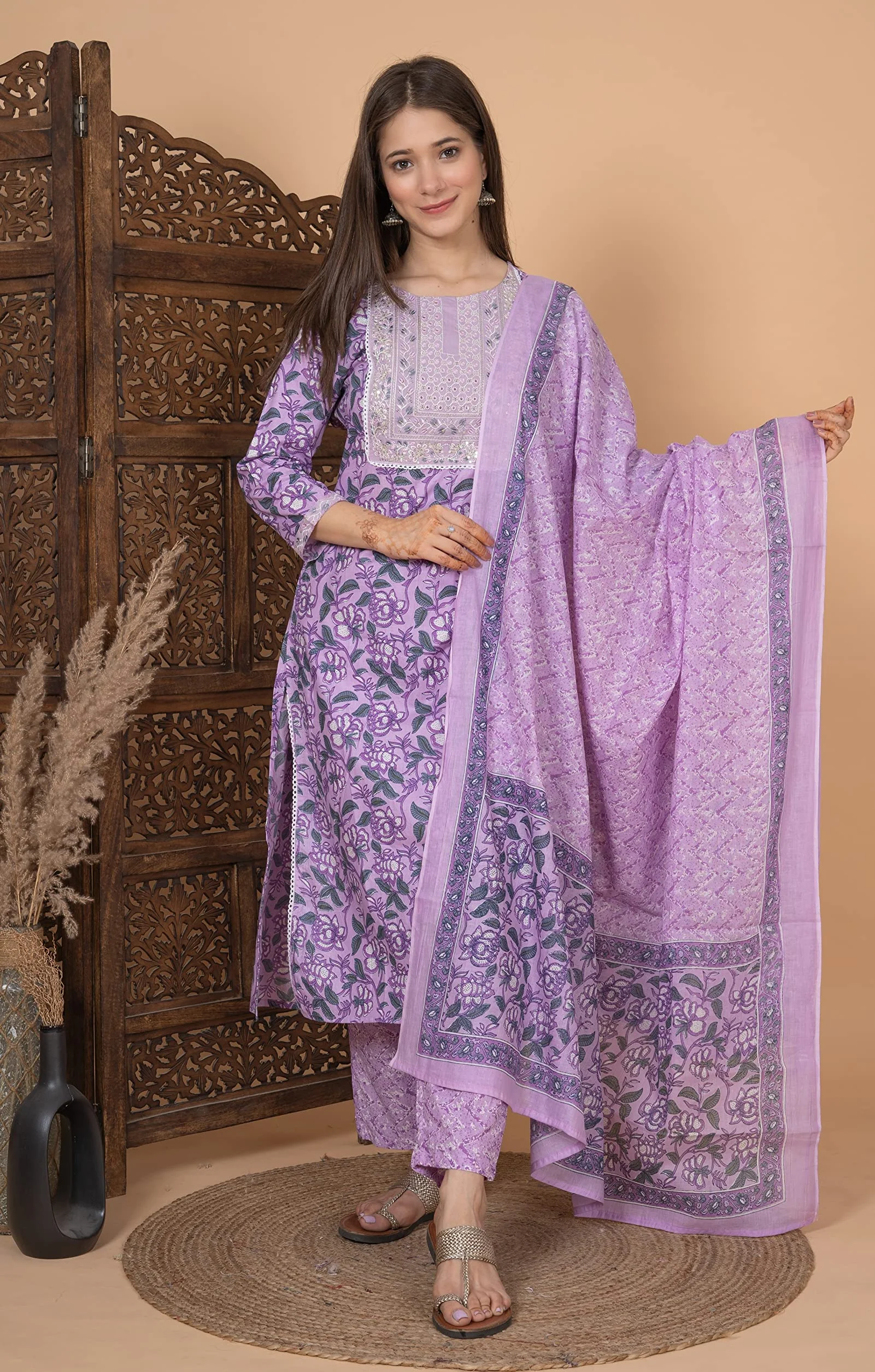 Meera Fab Damska bawełniana drukowana zielona drukowana prosty haft Kurta z Palazzo & Dupatta