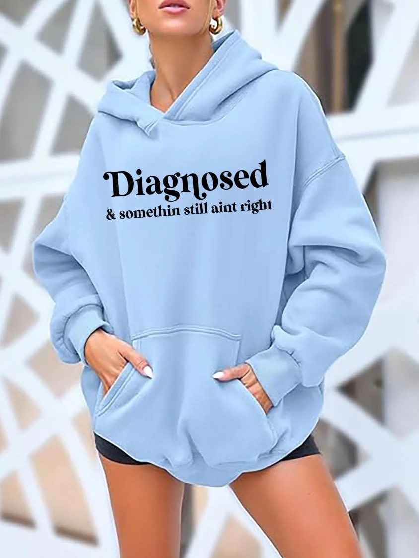 Medicated But Still Aint Right bluza sarkastyczny humor koszule zabawna grafika zdrowie psychiczne bluza z kapturem