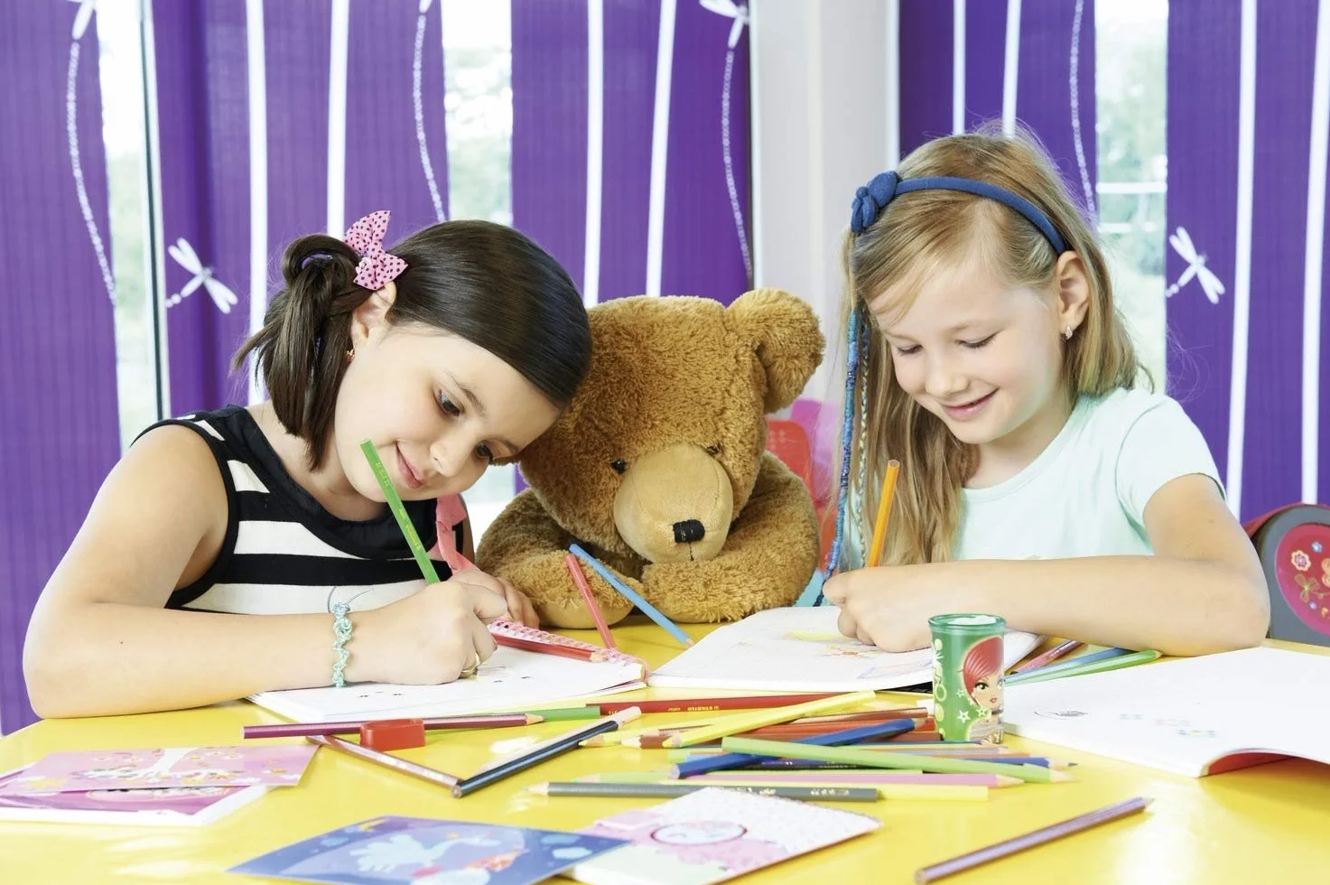Kredka - STABILO color etui 30 kolorów w tym 3 neonowe