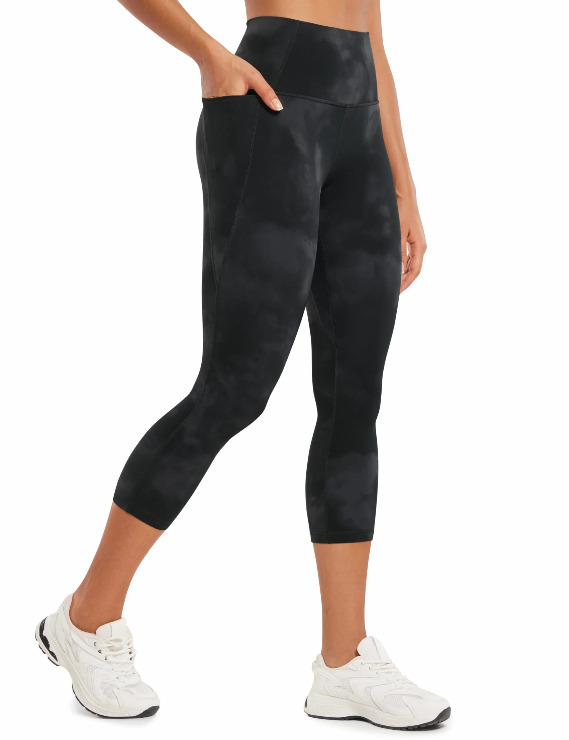 CRZ YOGA Damskie legginsy Butterluxe Workout Capri z kieszeniami 21 cali - Wysoki stan Gym Athletic Crop Yoga