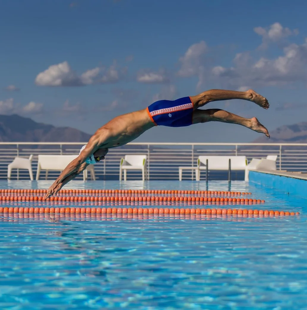 Arena Męskie Performance Icons Solid Swim Jammer Trunks, Logo królewskie/białe, 48