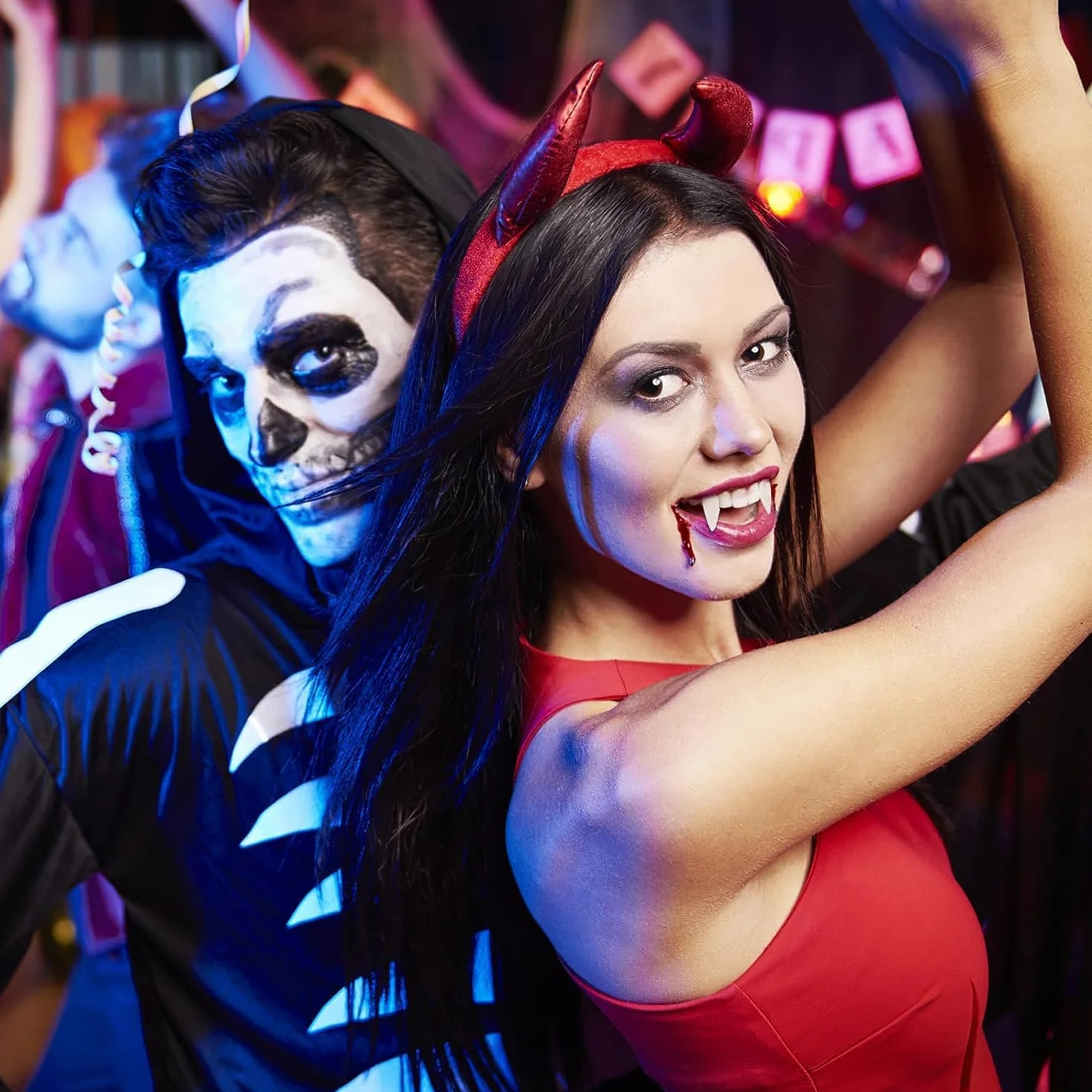 4 pary kłów wampira z klejem, zęby wampira, kły wampira, sztuczne zęby, wielokrotnego użytku, kły wampira, zęby na Halloween, imprezę, cosplay, 4 pary
